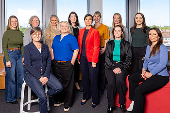 Team der Stiftung Hilfe mit Plan 2025