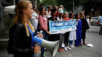 Am Freitag startete die Kampagne My choice, my future! am Mönckebrunnen in Hamburg. © Morris Mac Matzen