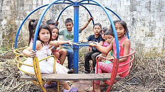 Über 800 Kinder finden in den "Child Friendly Spaces" Ruhe, Schutz und Ablenkung, um das Erlebte zu verarbeiten. © Plan International