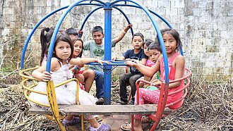Über 800 Kinder finden in den "Child Friendly Spaces" Ruhe, Schutz und Ablenkung, um das Erlebte zu verarbeiten. © Plan International