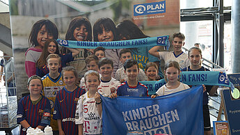 Kinder standen im Mittelpunkt der Plan-Aktivitäten beim VELUX EHF FINAL4 in Köln.