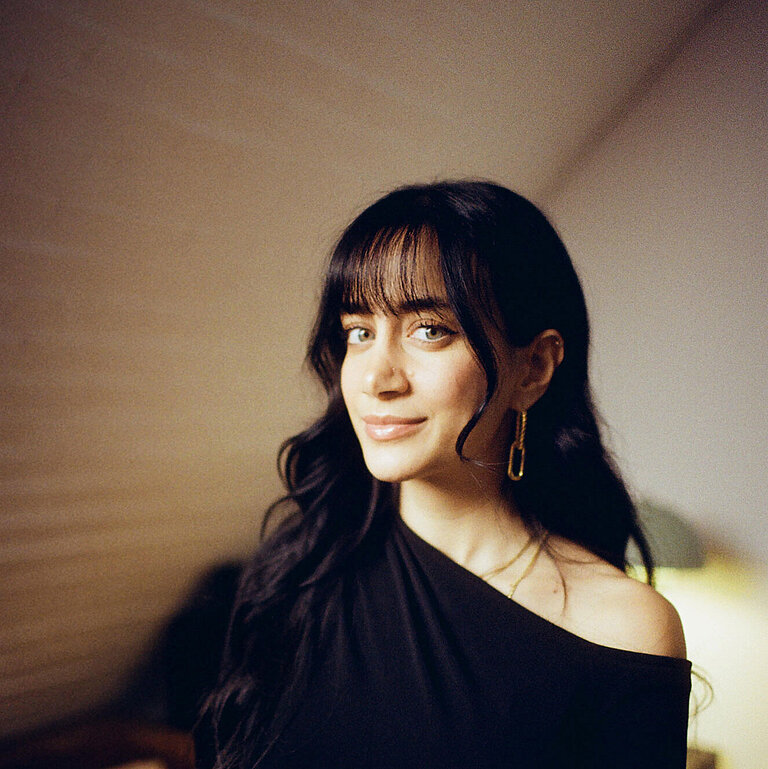 Portrait von Helen Fares