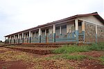 Das Schulgebäude in der Geflüchtetensiedlung in Ura