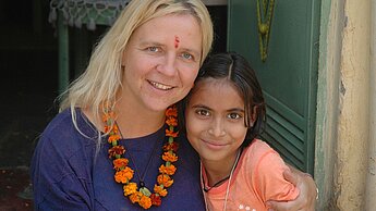 Erste Begegnung mit Shivani im Frühjahr. Erste Begegnung mit Shivani im Frühjahr.