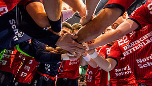 Plan und die SG Flensburg-Handewitt setzen sich für Vielfalt und Gleichberechtigung ein Plan und die SG Flensburg-Handewitt setzen sich für Vielfalt und Gleichberechtigung ein