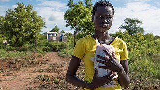 Mädchen in Südsudan sind massiv von Hunger, Traumatisierung und Gewalt betroffen. Foto: Plan International