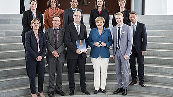 Das zentrale Ziel von VENRO ist die gerechte Gestaltung der Globalisierung, insbesondere die Überwindung der weltweiten Armut. © Bundesregierung/Guido Bergmann