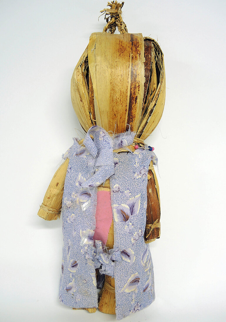 Puppe aus Bananen-Blatt