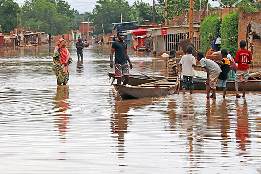 Überschwemmungen sorgten bereits 2020 für Zerstörungen in der nigrischen Hauptstadt Niamey