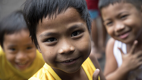 Kindern helfen mit einer Spende - Philippinen