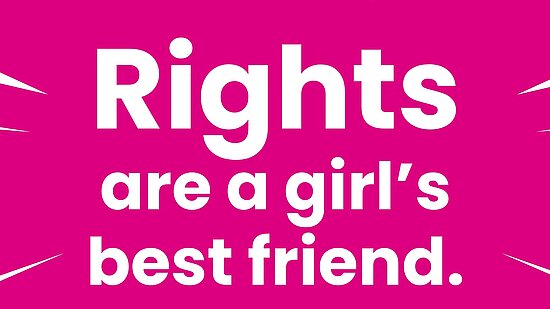 Pinke Grafik von Plan International zum Welt-Mädchentag. In großen weißen Buchstaben steht: ‚Rights are a girl’s best friend.‘ Unten links das Logo vom Welt-Mädchentag mit Plan International. Darunter vier Illustrationen: ein Mädchen legt die Hände unter das Kinn, ein weiteres Mädchen in Gelb formt mit den Händen ein Herz, daneben ein Mädchen in Pink und Blau, das nach vorne schaut, sowie eine junge Frau mit lockigem Haar, die lächelt.