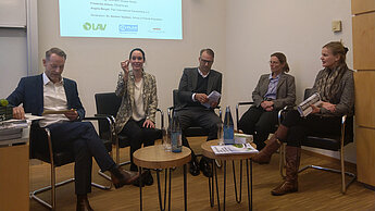 Veranstaltung „Corporate Social Responsibility - wie gesellschaftliches Engagement ein Unternehmen und die Gesellschaft stärkt“ Veranstaltung „Corporate Social Responsibility - wie gesellschaftliches Engagement ein Unternehmen und die Gesellschaft stärkt“