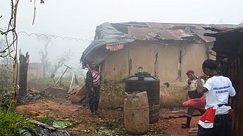 Starkregen im Zuge von Wirbelstürmen richtet in Haiti immer wieder Schäden an. © Plan International