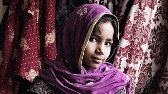 Die Verheiratung der Töchter hat für viele Eltern in Pakistan Priorität - ihre Bildung bleibt dabei auf der Strecke. © Plan International / Laura Salvinelli