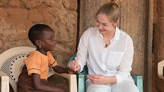 Gina Lückenkemper übernimmt Plan-Patenschaft in Ghana