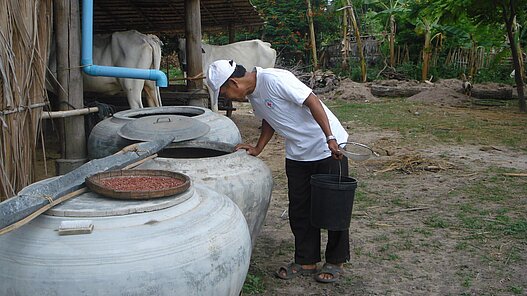 Wassertanks für Familien in Kambodscha