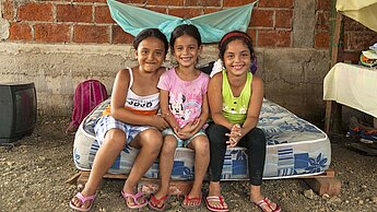 Mädchen und junge Frauen haben es besonders schwer, während und auch nach Katastrophensituationen ihre Rechte wahrzunehmen. © Plan / Fabricio Morales