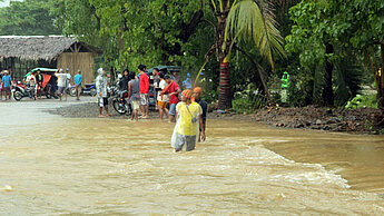 Die Philippinen zählen zu den am meisten von Naturkatastrophen betroffenen Ländern weltweit. Taifun "Hagupip" brachte im Dezember 2014 ähnliche Schäden (siehe Foto) wie jetzt Taifun "Kammuri". ©Plan International