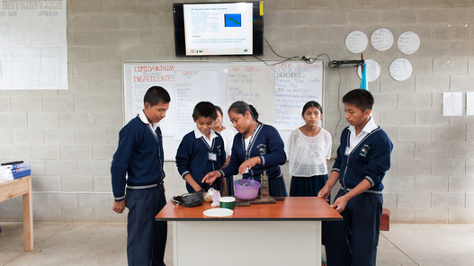 Ausstattung für Schulen in Guatemala