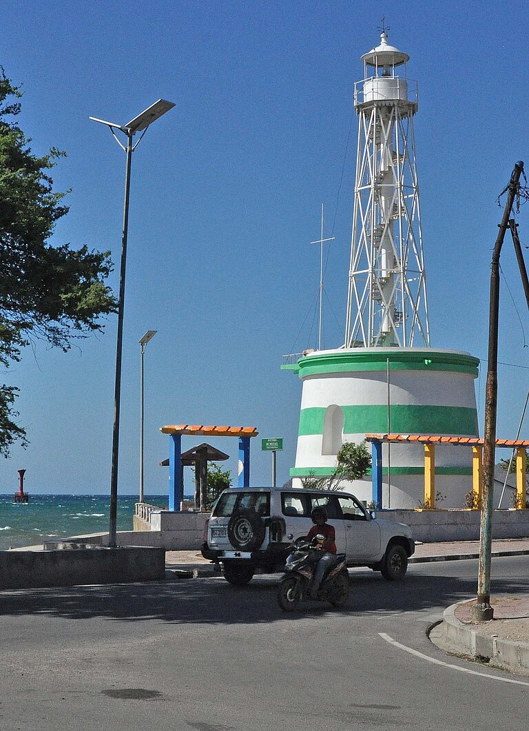Straße am Hafen von Dili.