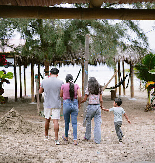 Kevin mit seinen vier Kindern