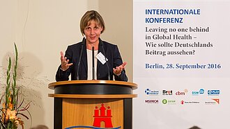 Seit Dezember 2015 ist Maike Röttger, Vorsitzende der Geschäftsfürhung von Plan International Deutschland e.V., Mitglied im Vorstand von VENRO. © Plan / Frederic Schweizer