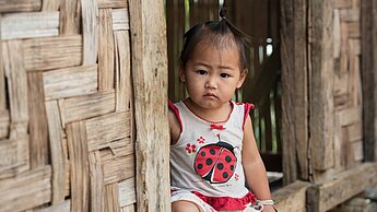 Besonders in Asien sind viele Kinder und ihre Familien von Unterernährung betroffen. Besonders in Asien sind viele Kinder und ihre Familien von Unterernährung betroffen.