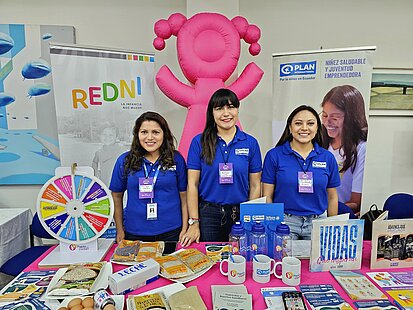 Mädchen in Ecuador werden bei der Gründung von Jungunternehmen gefördert.