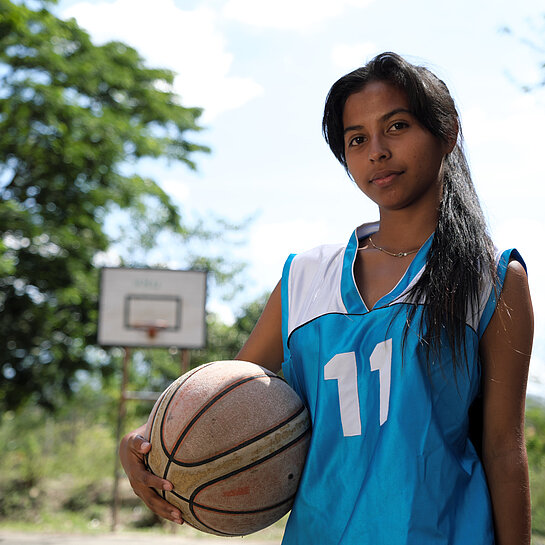 Plan-Aktivistin Cristina (16) aus Timor-Leste