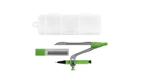 Leeres Etui, daneben Zirkel, Stift und Ersatz Minen.