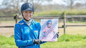 Ingrid Klimke schenkt dieses Jahr "sinnvoll". Ingrid Klimke schenkt dieses Jahr "sinnvoll".