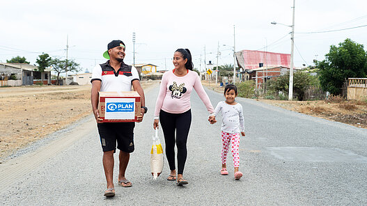Nahrungsmittelpakete für schwangere und stillende Mütter in Ecuador