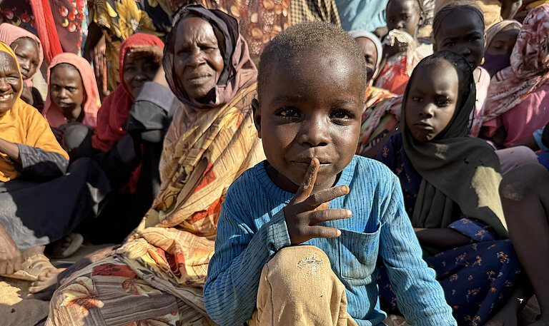 Porträt eines Kindes in einem Camp.