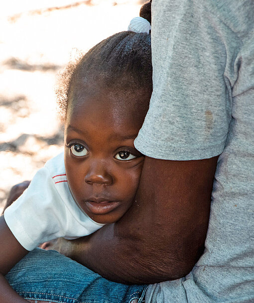 In Haiti stirbt eines von zwölf Kindern vor dem fünften Lebensjahr an vermeidbaren Krankheiten und Unterernährung Patenmädchen in Haiti