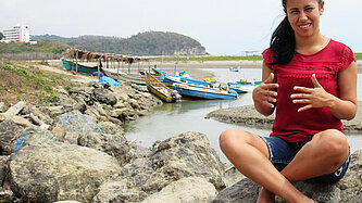 Jazmine (23) setzt sich als heutige Gemeindevorsitzende zum Beispiel für den Ausbau der elektrischen Infrastruktur in ihrer Gemeinde ein. ©Rebeca Martinez/Plan International.