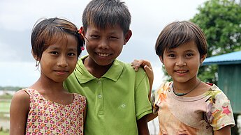 Um Kinder vor Gewalt und Ausbeutung zu schützen, setzen wir uns für eine Überarbeitung des Kinderschutzgesetzes in Myanmar ein.©Thet Oo Maung/Plan