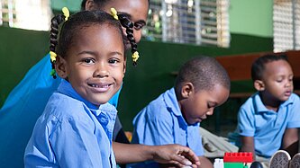 Ermöglichen Sie Kindern in Lateinamerika ein kindgerechtes Aufwachsen. © Plan International / Ricardo Piantini