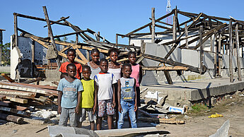 Die Verteilung von Hilfsgütern ist schwierig, da sich die Regionen in Mosambik noch nicht von der letzten Katastrophe durch Zyklon "Idai" erholt hat.