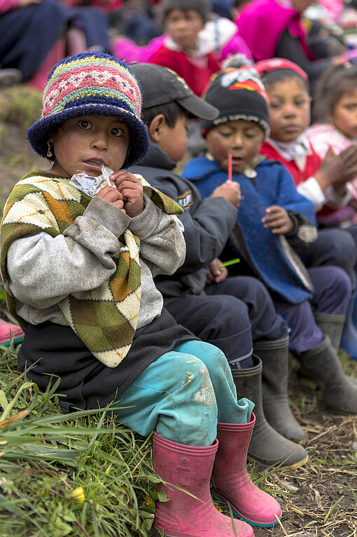 Die Kinder indigener Gruppen in den Anden erleben häufig Diskriminierung