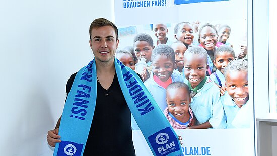 Mario Götze ist Plan-Botschafter