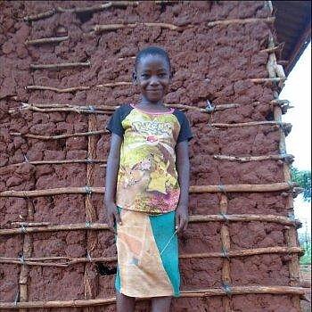 Dorcas Kadzo, Kenia Dorcas Kadzo