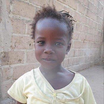 Fama Ndeye, Senegal Fama Ndeye