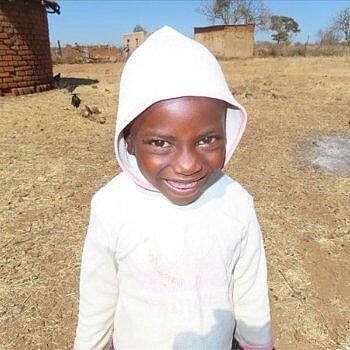 Gracious, Simbabwe Gracious