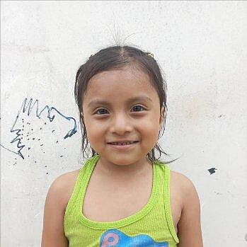 Aylin Valeska Quirumbay