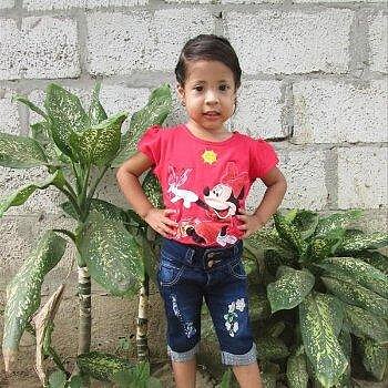 Karla Estefania Loor, Ecuador Karla Estefania Loor