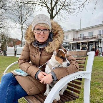 Anke T.