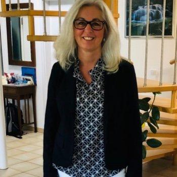 Elke M.