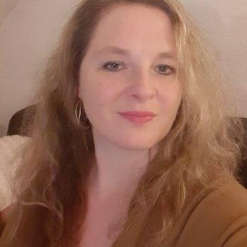 Nadine S.