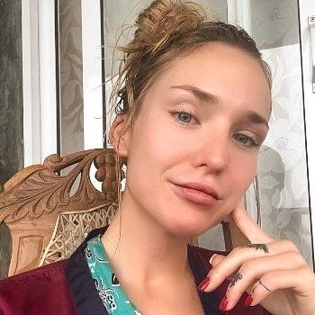 Alisa R.
